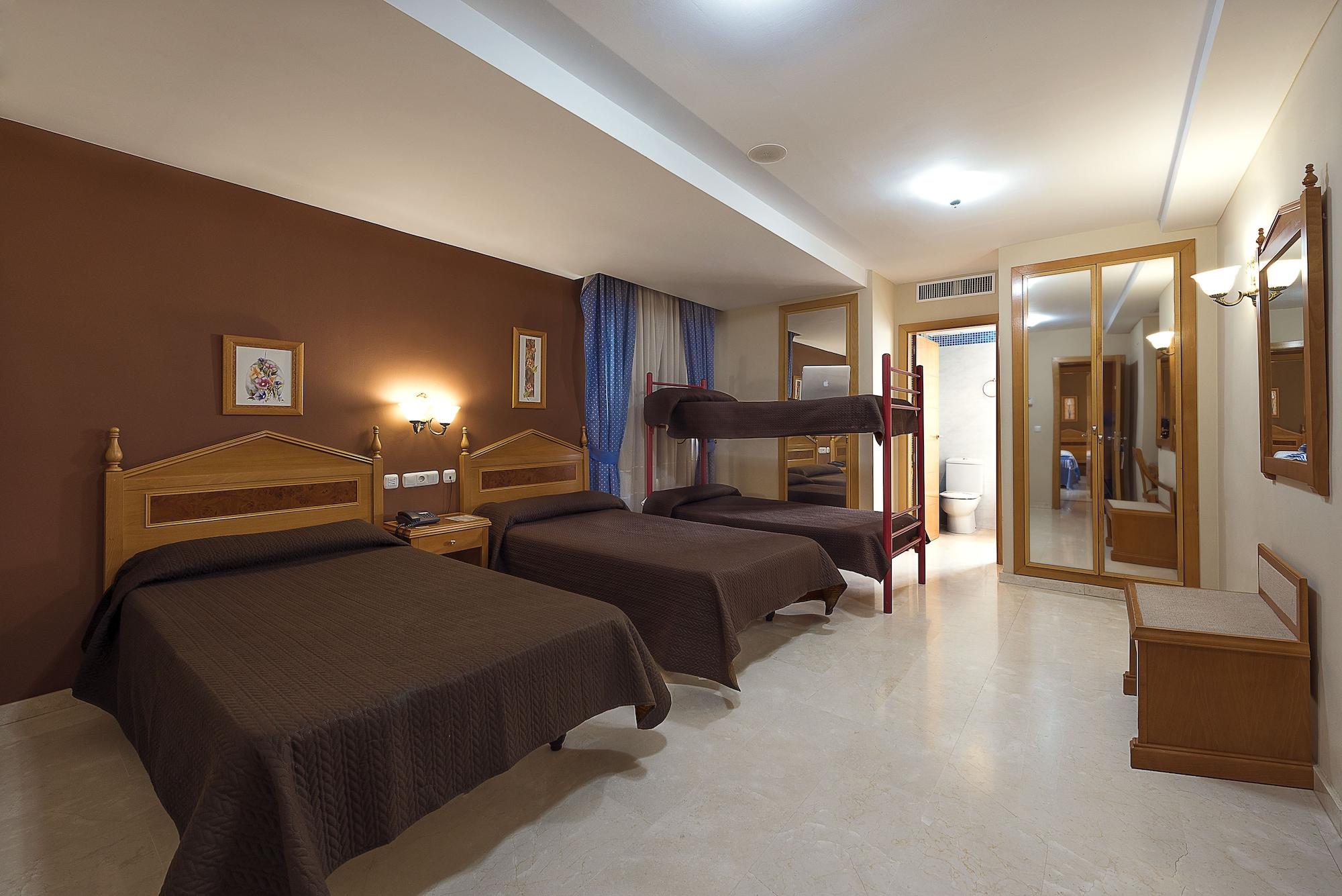 אלבולוטה Hotel Tocina Business מראה חיצוני תמונה