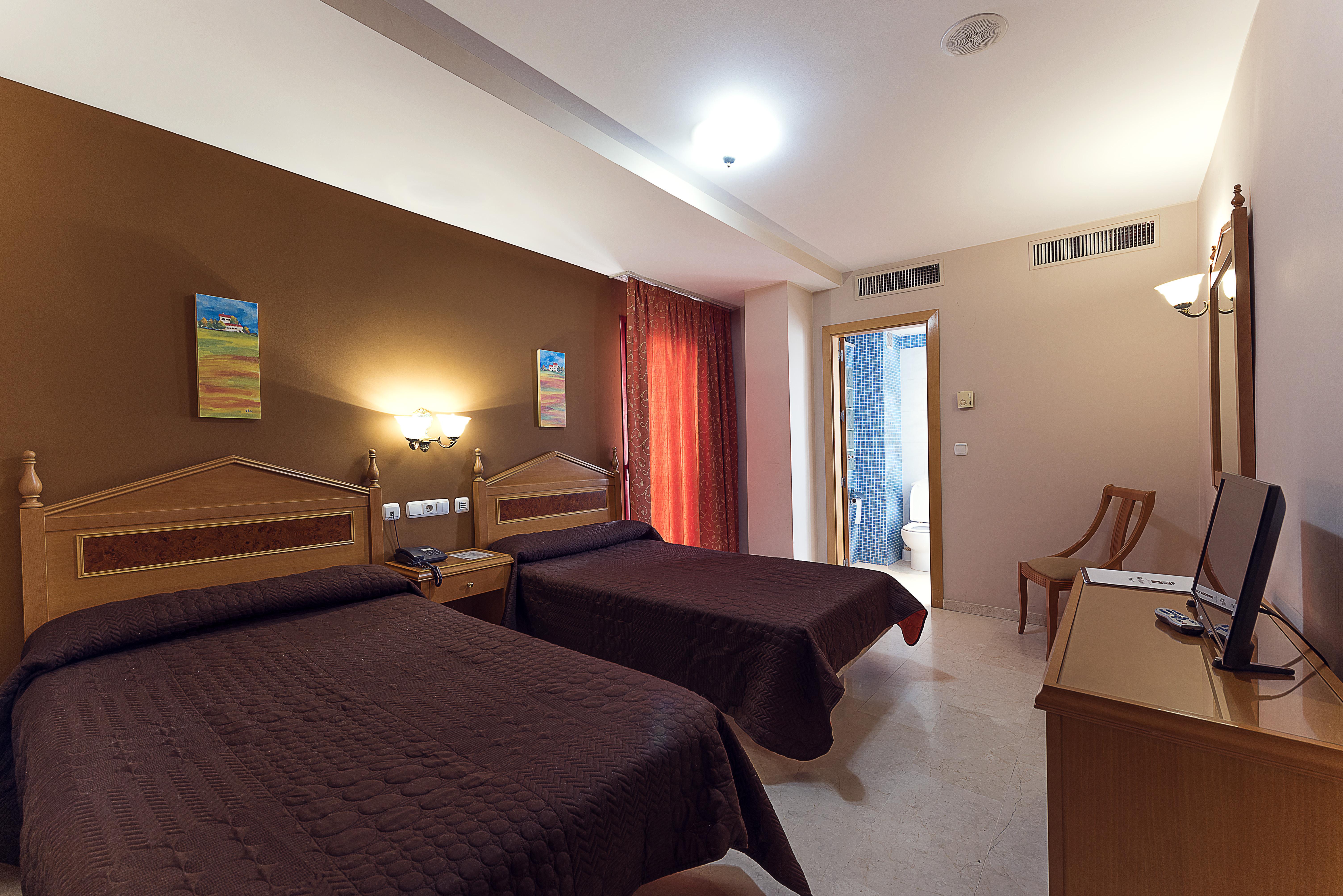 אלבולוטה Hotel Tocina Business מראה חיצוני תמונה