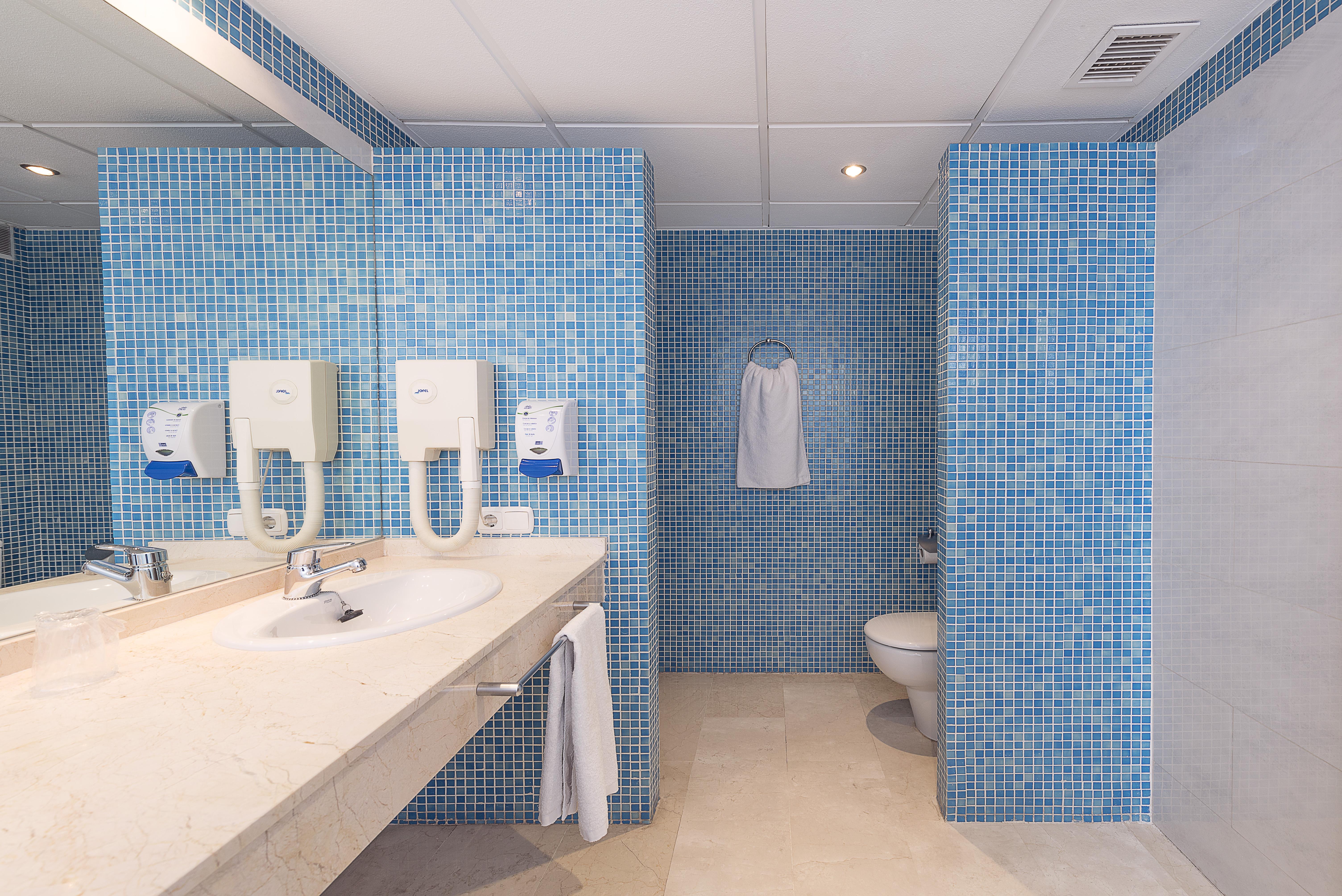 אלבולוטה Hotel Tocina Business מראה חיצוני תמונה