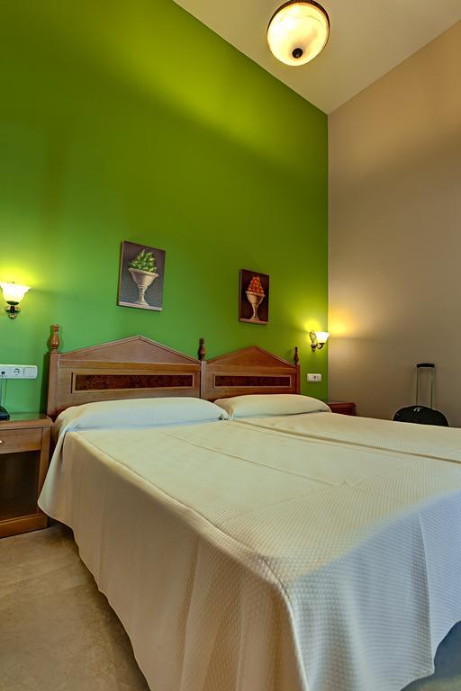 אלבולוטה Hotel Tocina Business חדר תמונה