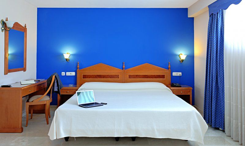 אלבולוטה Hotel Tocina Business מראה חיצוני תמונה