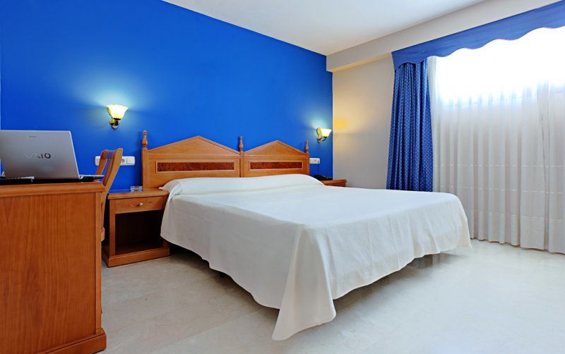 אלבולוטה Hotel Tocina Business חדר תמונה